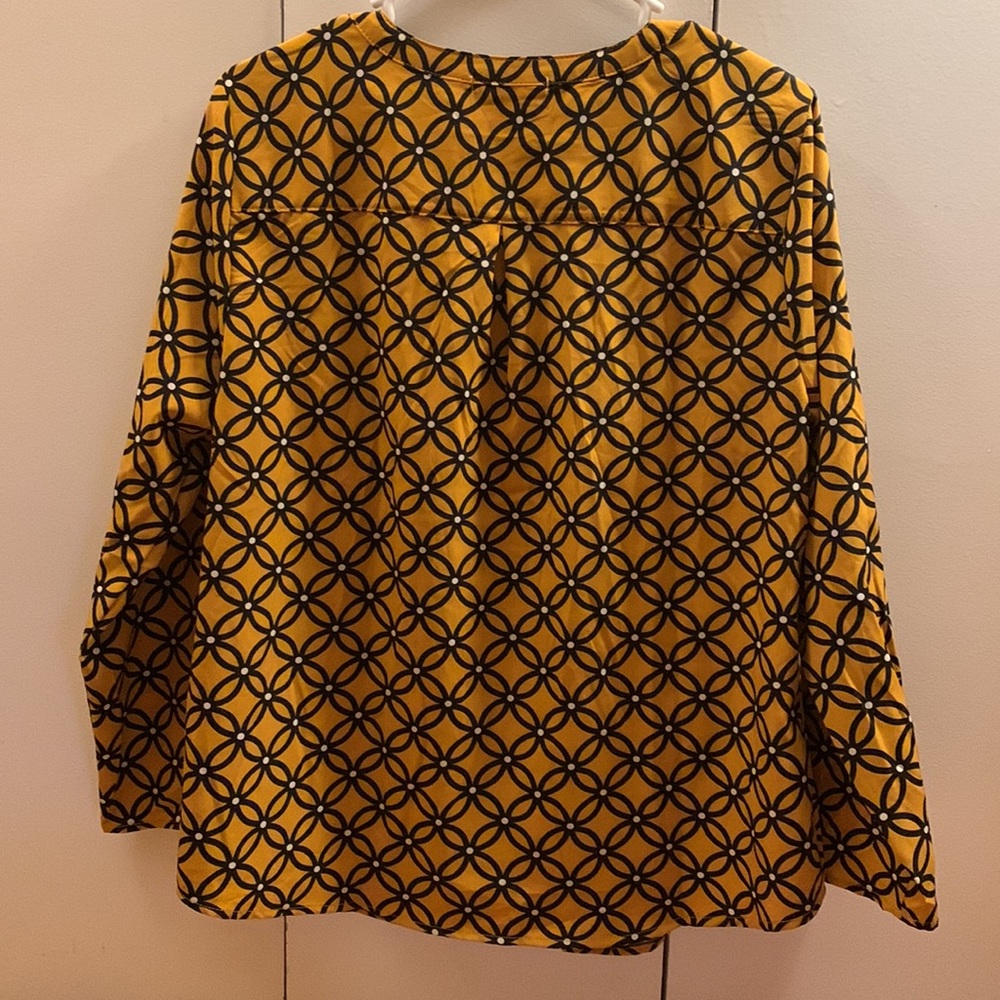 Notations Gold Geometric Print Button Down 3/4 Sleeve Blouse - Picture 2 of 6